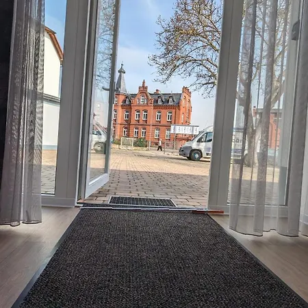 Urban Gotha-apartment Ekhof- Am Schlosspark- Parken An Der Der Tür- Barrierefrei, 900 Meter Zum Bahnhof - Wallbox * Gotha