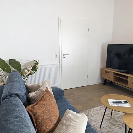 Urban Gotha-apartment Ekhof- Am Schlosspark- Parken An Der Der Tür- Barrierefrei, 900 Meter Zum Bahnhof - Wallbox Gotha