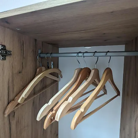 Apartment Urban Gotha-apartment Ekhof- Am Schlosspark- Parken An Der Der Tür- Barrierefrei, 900 Meter Zum Bahnhof - Wallbox Gotha