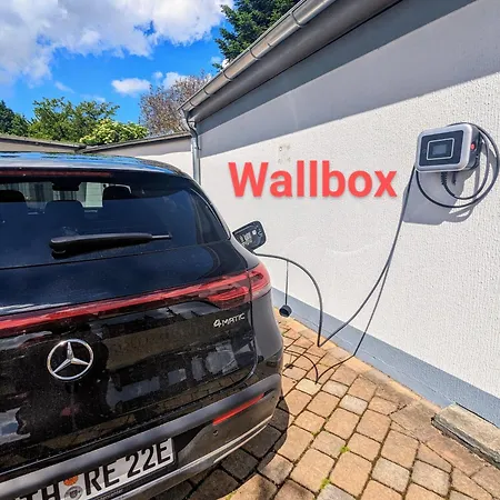 Apartment Urban Gotha-apartment Ekhof- Am Schlosspark- Parken An Der Der Tür- Barrierefrei, 900 Meter Zum Bahnhof - Wallbox Gotha