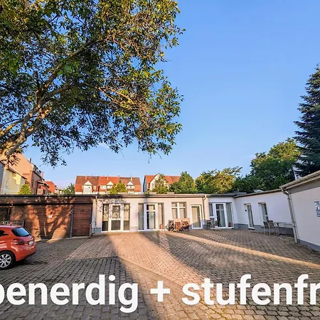 Urban Gotha-apartment Ekhof- Am Schlosspark- Parken An Der Der Tür- Barrierefrei, 900 Meter Zum Bahnhof - Wallbox Apartment *