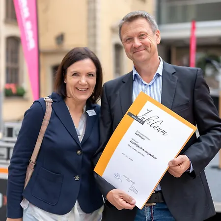 Urban Gotha-apartment Ekhof- Am Schlosspark- Parken An Der Der Tür- Barrierefrei, 900 Meter Zum Bahnhof - Wallbox