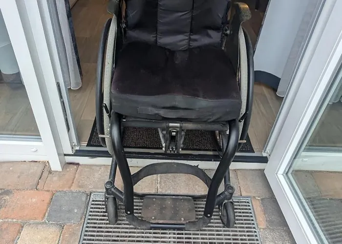 Urban Gotha-apartment Ekhof- Am Schlosspark- Parken An Der Der Tuer- Barrierefrei, 900 Meter Zum Bahnhof - Wallbox * Gotha