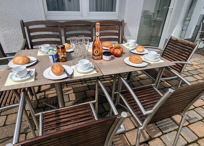 Daire Urban Gotha-apartment Ekhof- Am Schlosspark- Parken An Der Der Tuer- Barrierefrei, 900 Meter Zum Bahnhof - Wallbox *